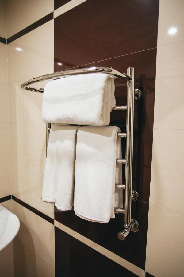 4Rooms Vinnytsia Bagian luar foto