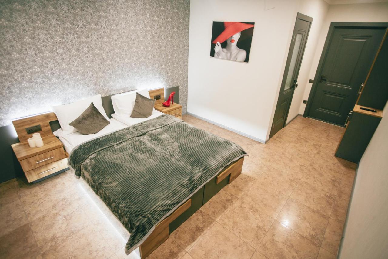 4Rooms Vinnytsia Bagian luar foto